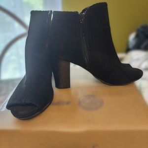 Open toe suede booties